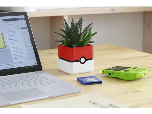 3D Pokemon Planter - Pokeball Minimal Planter model