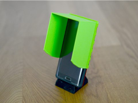 Customizable Phone Sun Shade 3D model