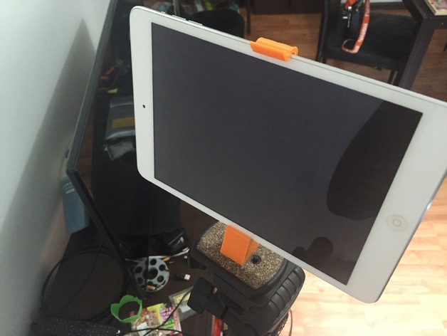 Iphone and Ipad Tripod Mount