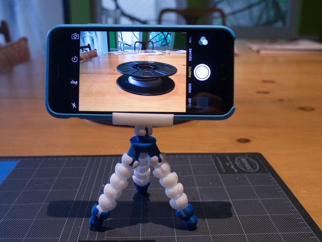 3D Tiny Tripod model