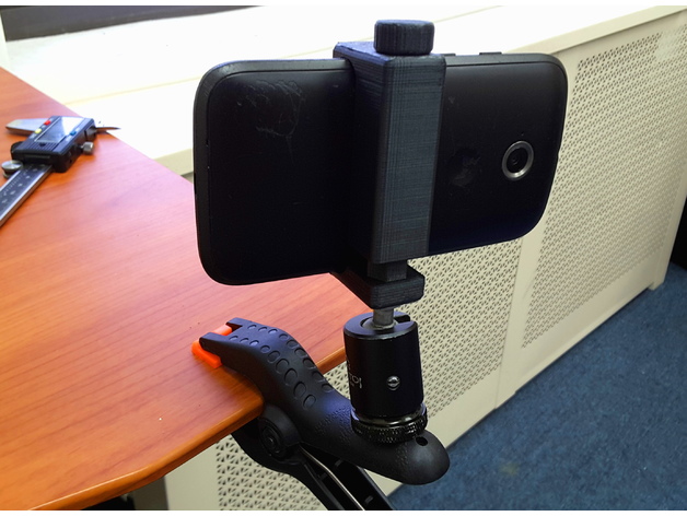 Universal tripod phone mount