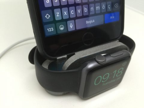 iPhone and Apple Watch holder 3D model
