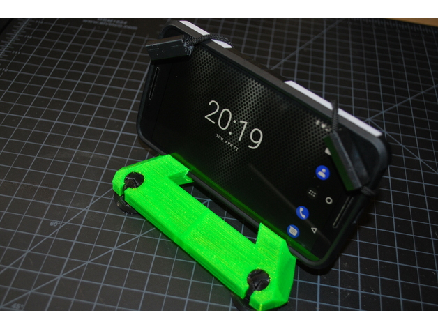 Triangle Cell Phone Mount 3D model