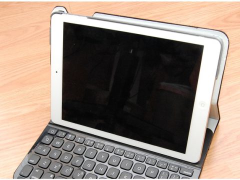 iPad Air half case / broken keyboard fix 3D model