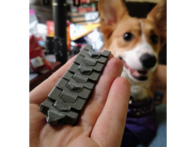 Factorio Belt Keychain