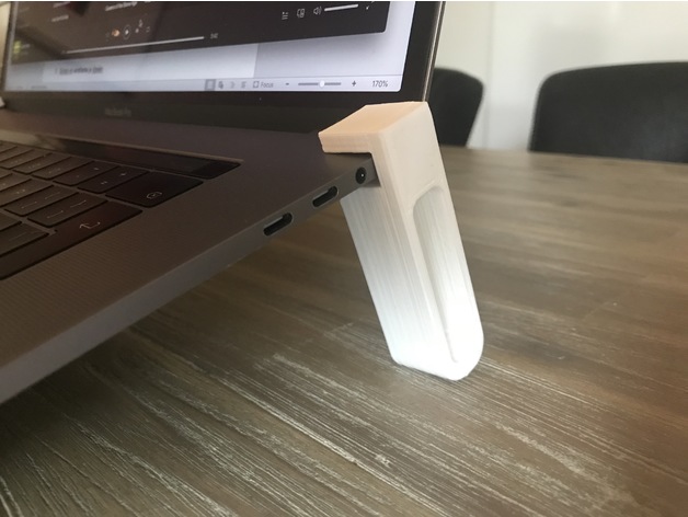 3D Macbook pro stand model