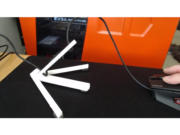Mouse Crane Cable Hanger