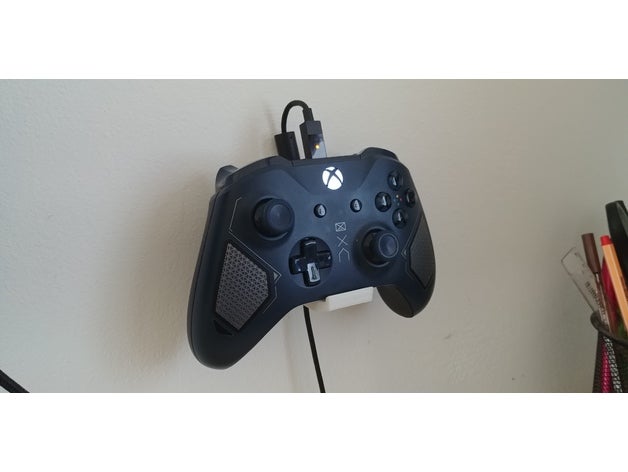 Xbox One Controller Mount with Charging Hole