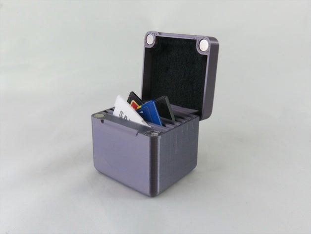 Magnetic SD Card Case Horiz 