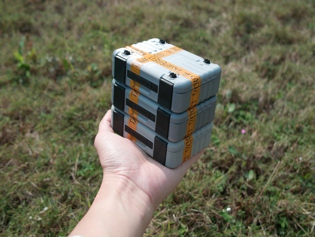 StrandBox -- Small gadgets storage box 