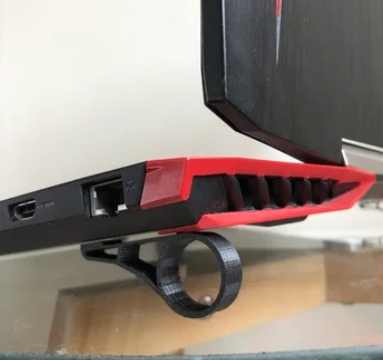 Simple Laptop Stand