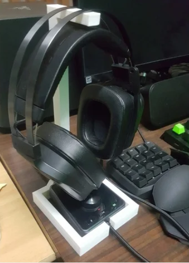 Headphone base