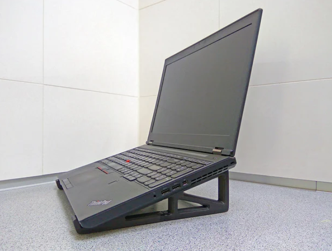 (Voronoi) Laptop Stand