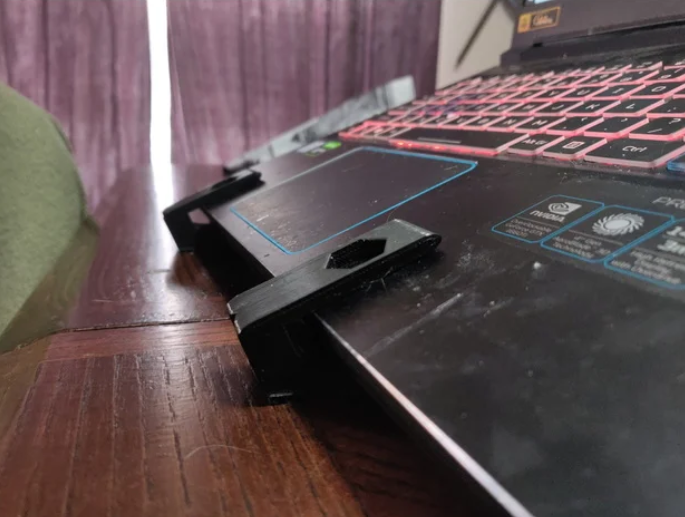 Laptop Stands for thicc laptops