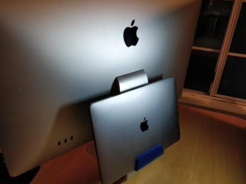 Macbook Pro 13" (2016+) mount for Apple Display