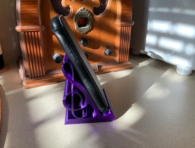 Phone/Tablet Stand