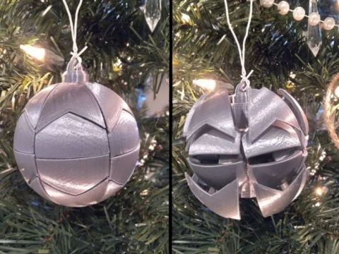 Expanding Christmas Ornament