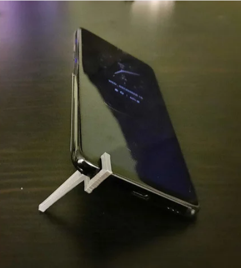 Smallest Adjustable-Angle Phone Stand for Key Ring