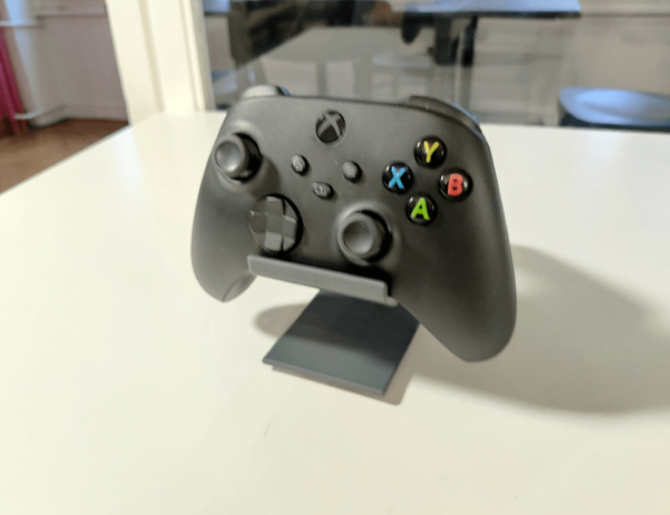 Stand for Xbox Controllers (Series X or S / One / 360)