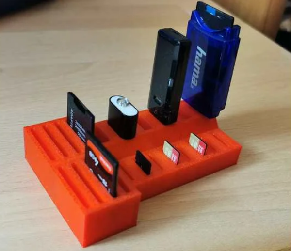 SD-Card / USB-Stick Holder and Organizer
