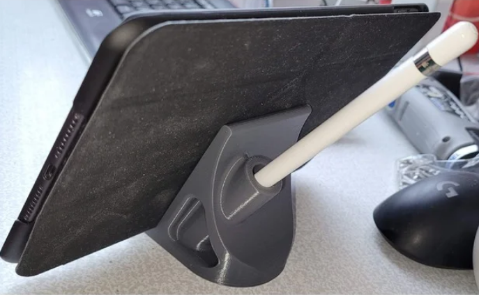 IPad stand with stylus holder