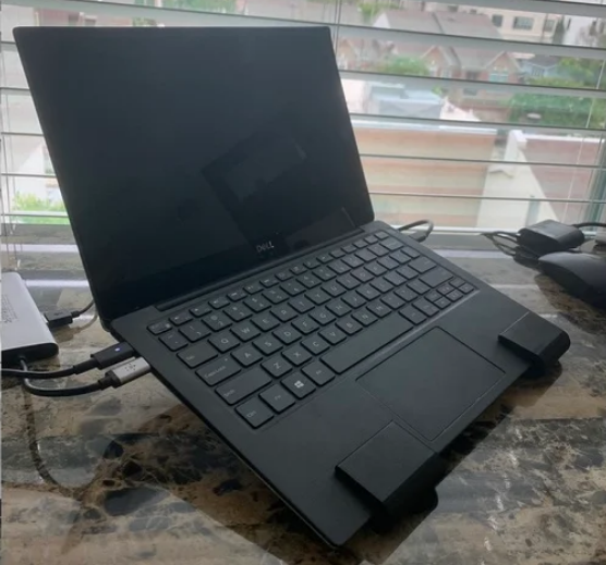Dell XPS 13 Laptop Stand (Low Angle)