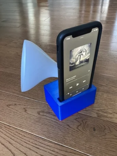 Speaker horn for use with your mobile phone