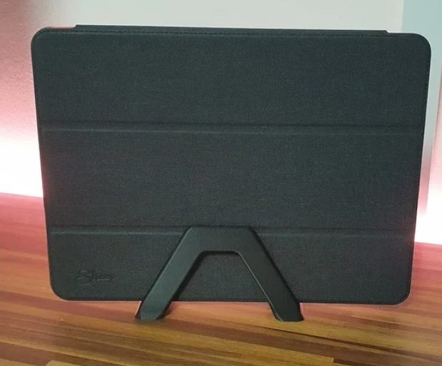 Vertical tablet stand [Slim version]