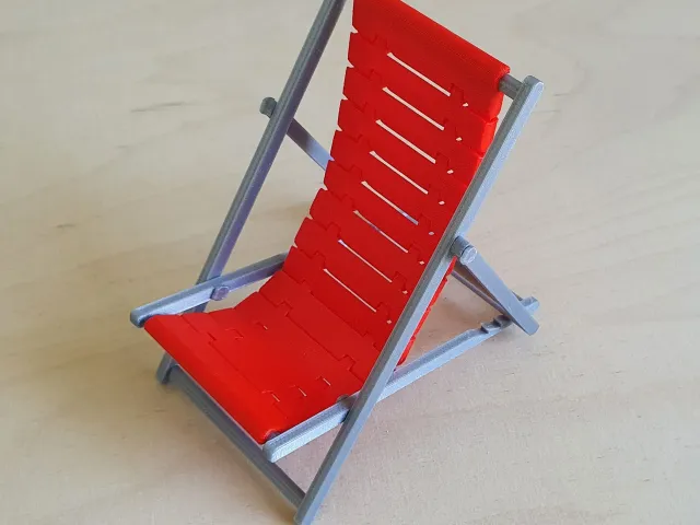 Simple, foldable, print-in-place canvas chair 