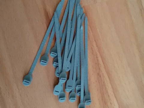 Tyrap, tie-wrap, ziptie or cable ties
