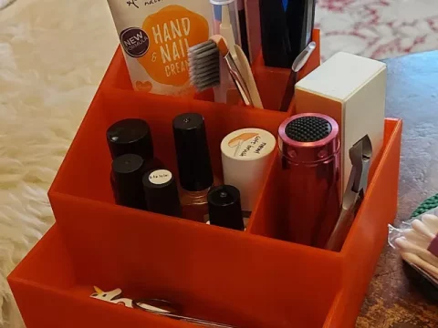 Make-up organizer