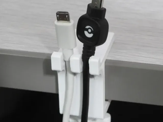 USB Cable Holder 