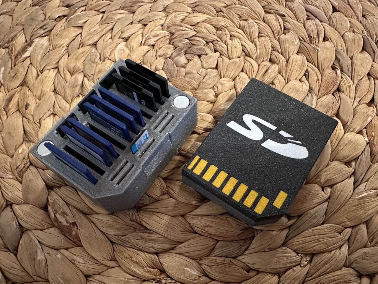 SD Card SD Card Case 2 3d model