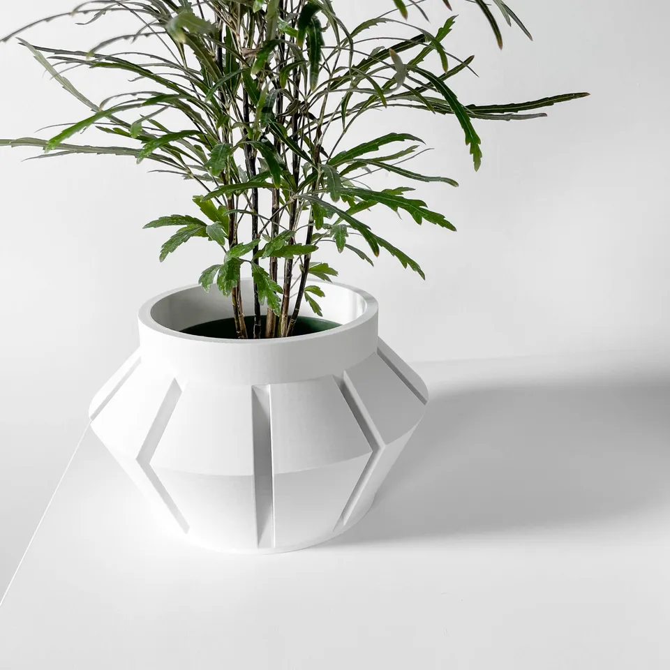 The Erno Planter Pot with Drainage 3d model