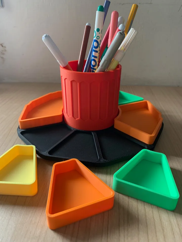 Multicolor Rotating desk organizer 3d model