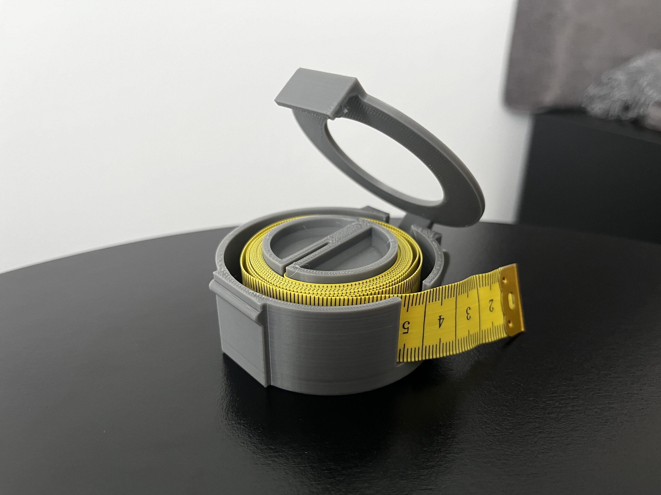 Sewing Meter Winder - print-in-place, parametric 3d model