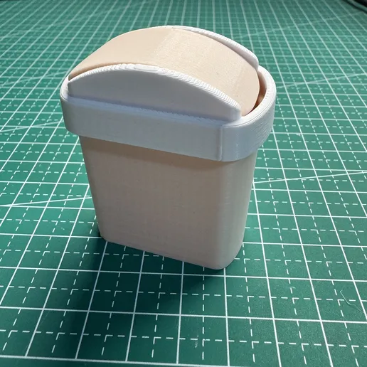 Flip-top trash can 3d model