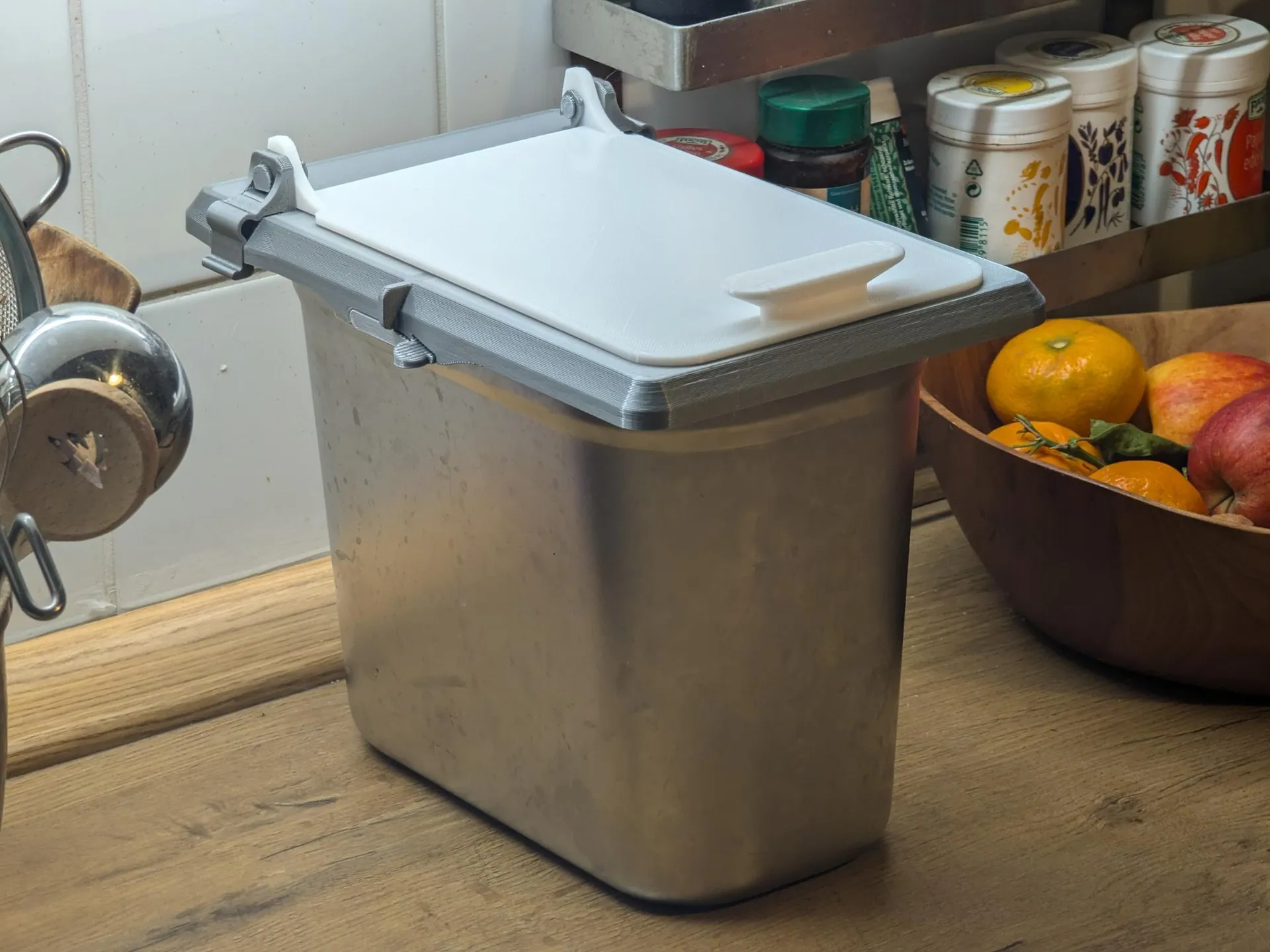 Foldable lid for GN 1/4 containers - coffee / food storage 3d model