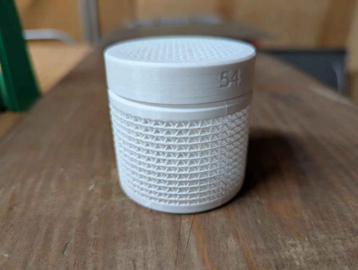 Desiccant container 3d model