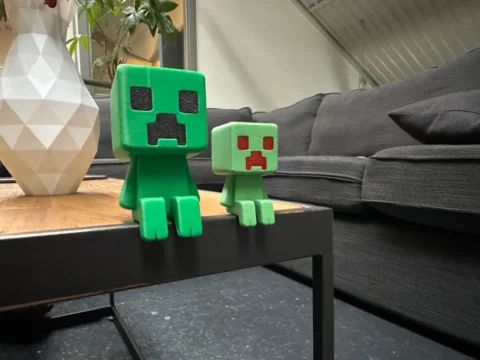 Minecraft Creeper Deskbuddy 3d model